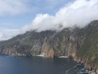 Slieve League in Wolke